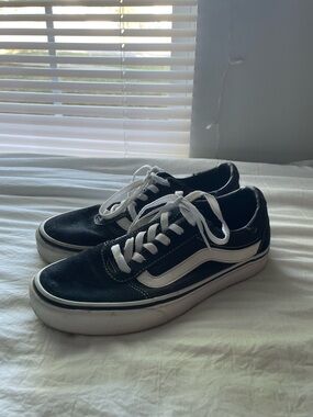 Vans Old Skool Black Shoes Size 7.5